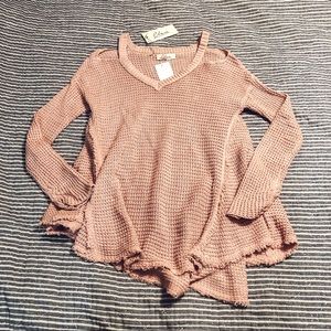 NWT Elan Blush Cold shoulder thermal